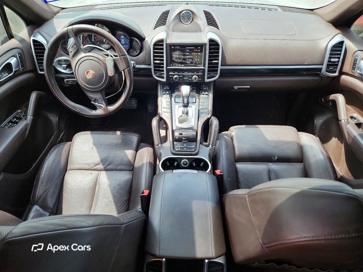 Porsche Cayenne 2012
