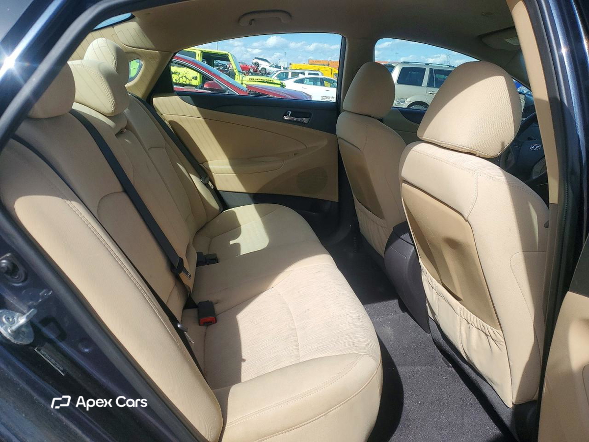 Hyundai Sonata 2013