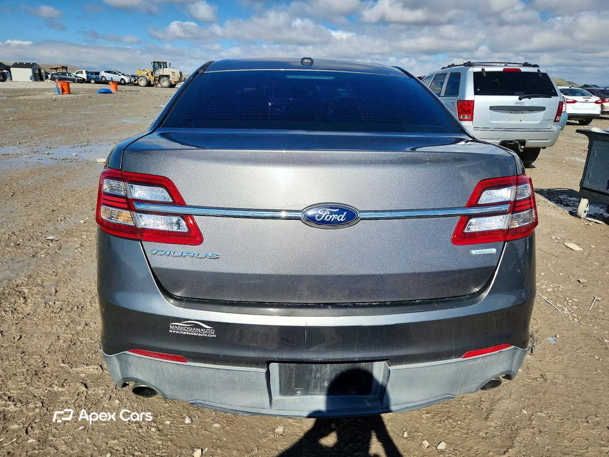 Ford Taurus 2014