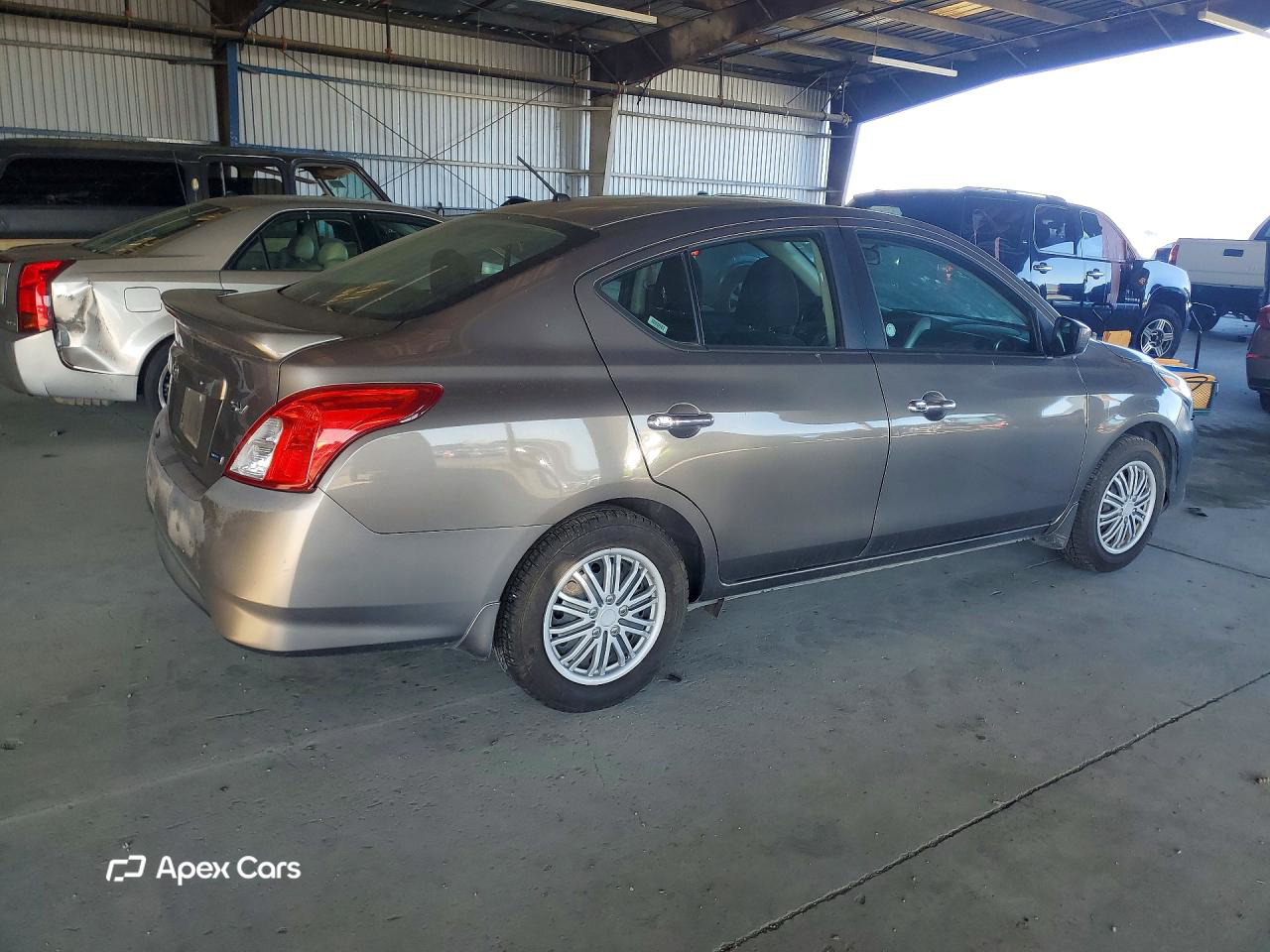 Nissan Versa 2015