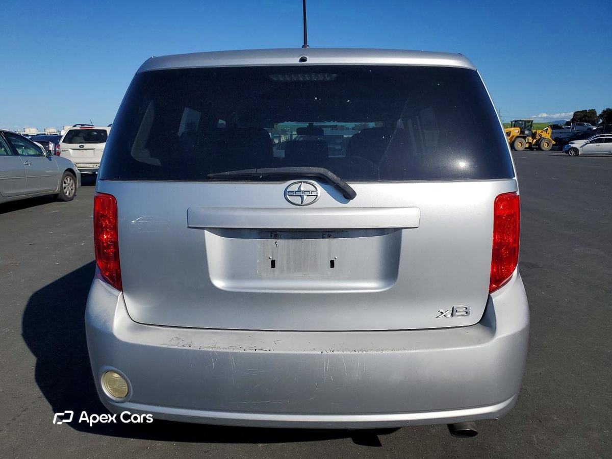 Scion xB 2008