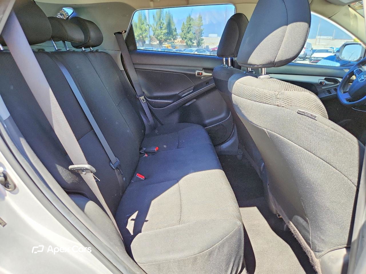 Toyota Matrix 2012