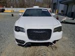 Chrysler 300 2019