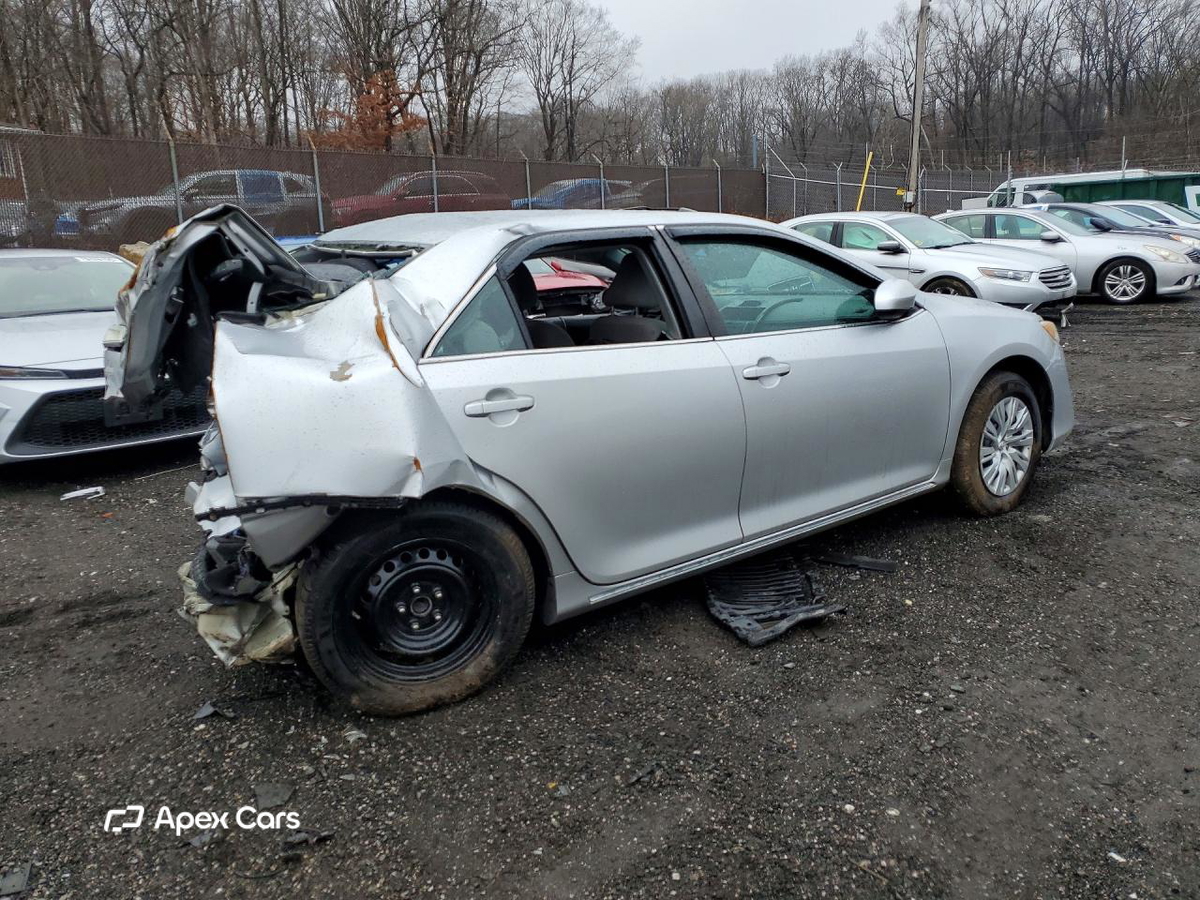 Toyota Camry 2012