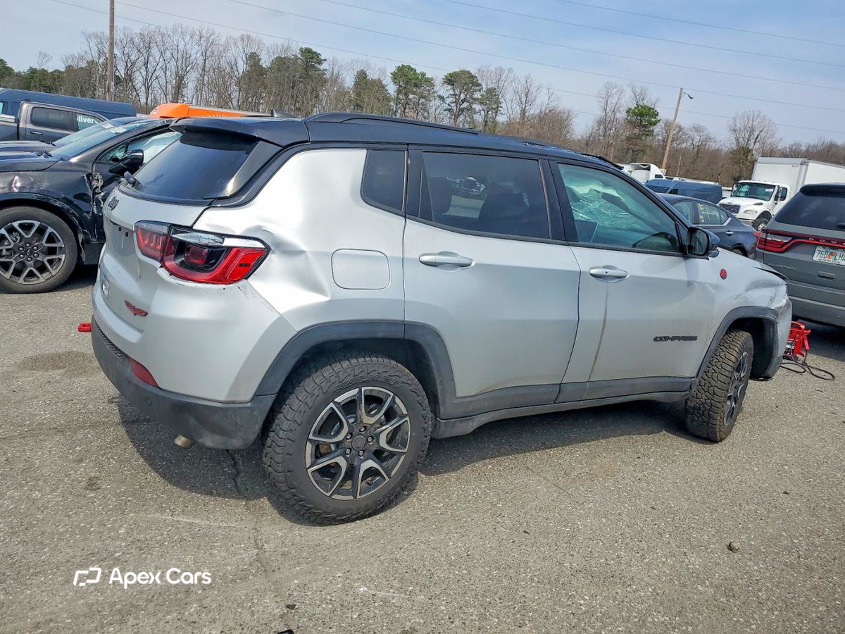 Jeep Compass 2025