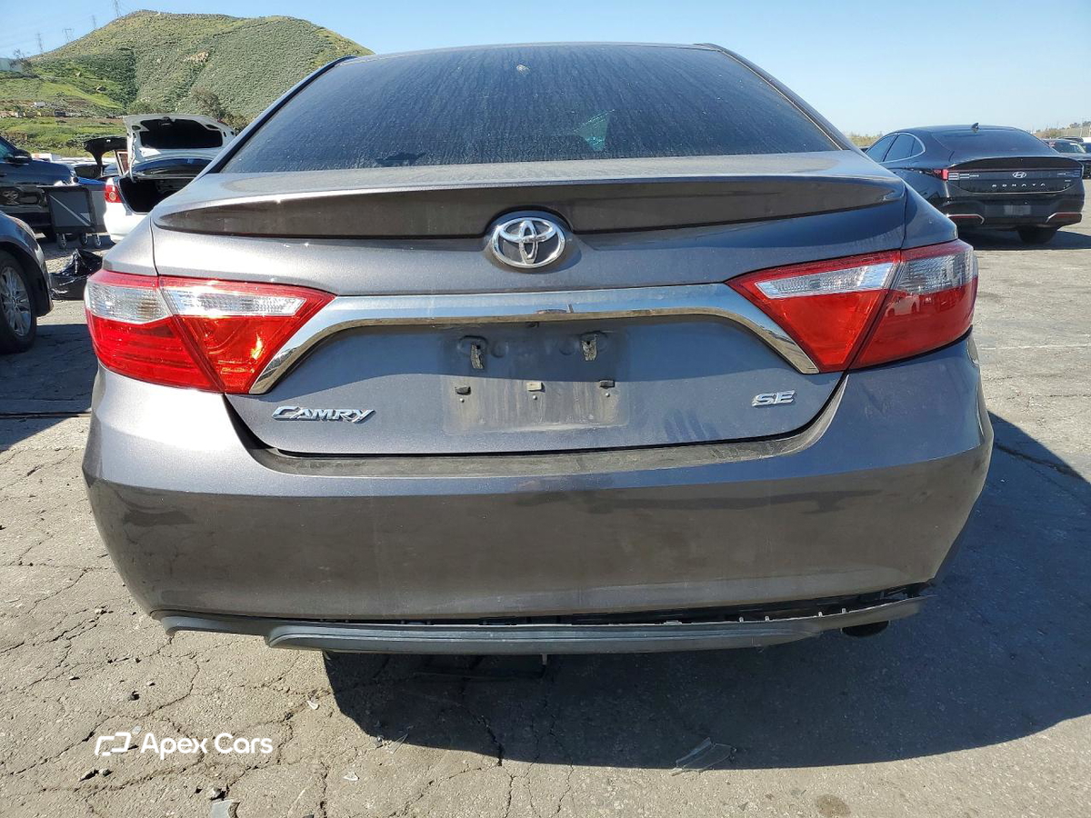 Toyota Camry 2017