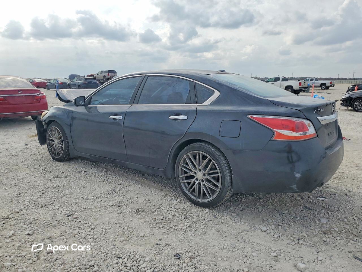 Nissan Altima 2015