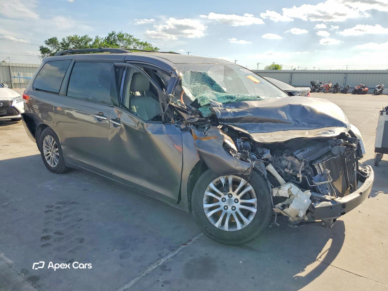 Toyota Sienna 2014