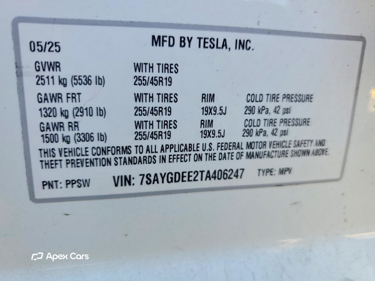 Tesla Model Y 2026