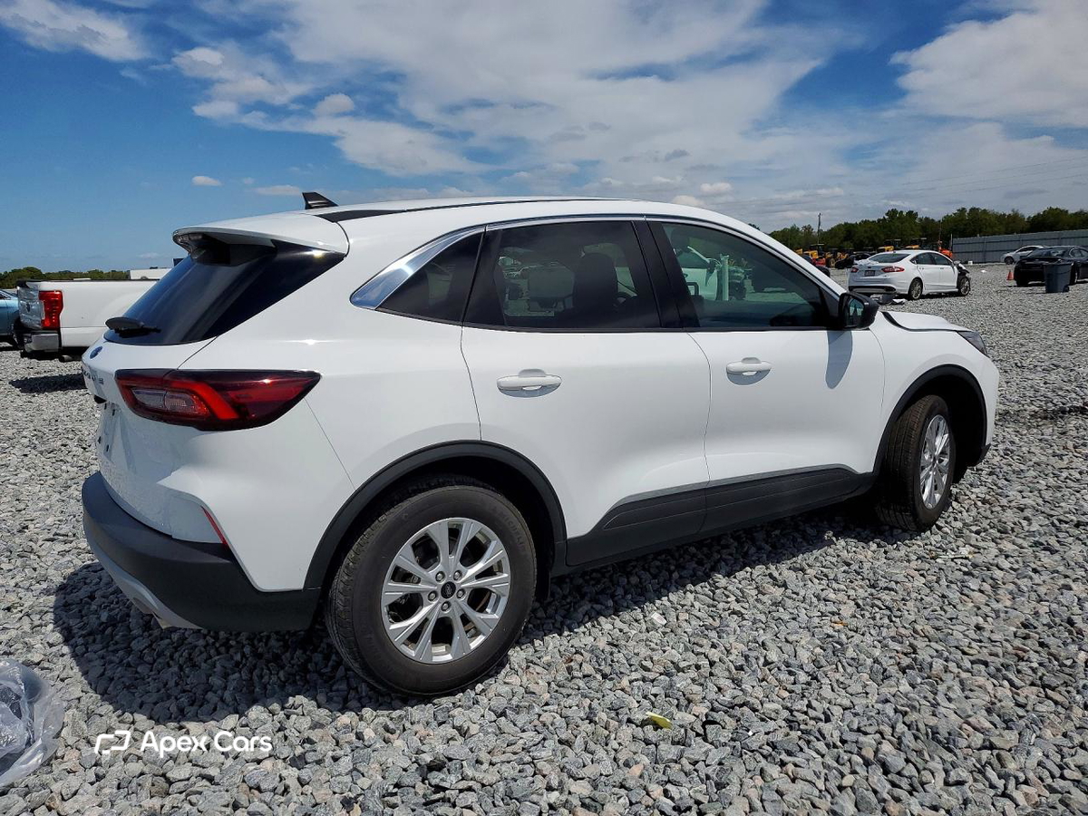 Ford Escape 2024