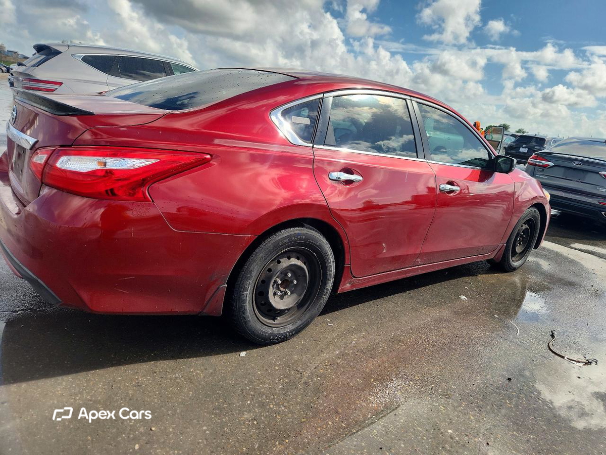 Nissan Altima 2017