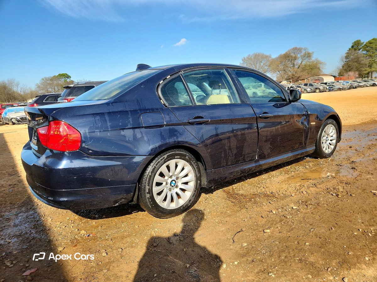 BMW Series 3 2009