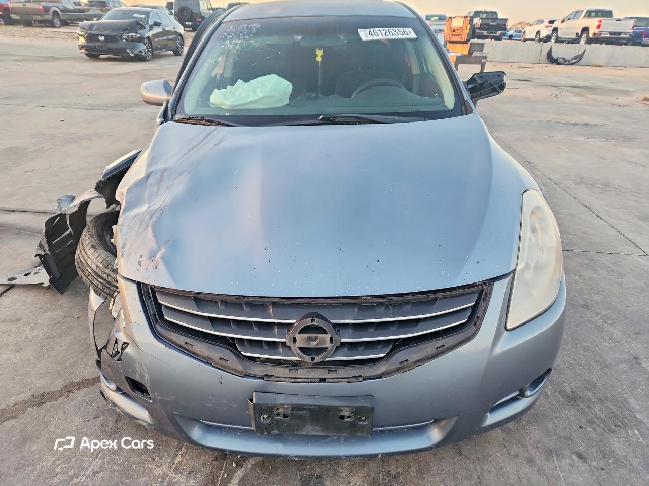 Nissan Altima 2011