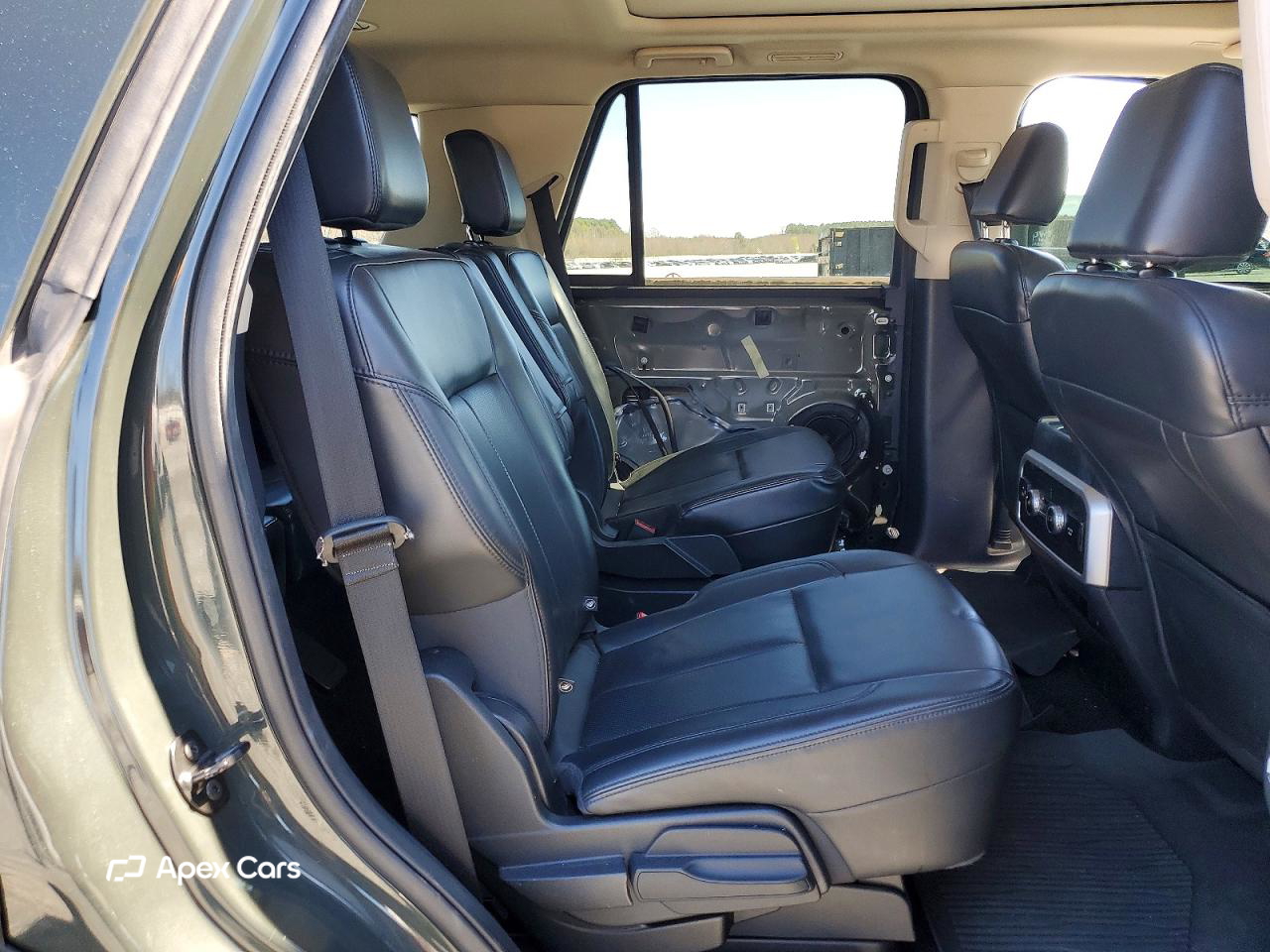 Ford Expedition 2022