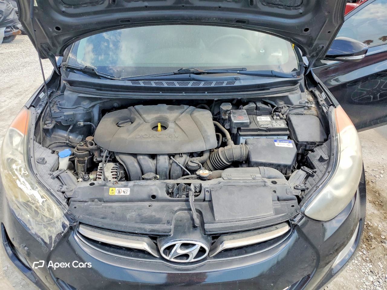 Hyundai Elantra 2012