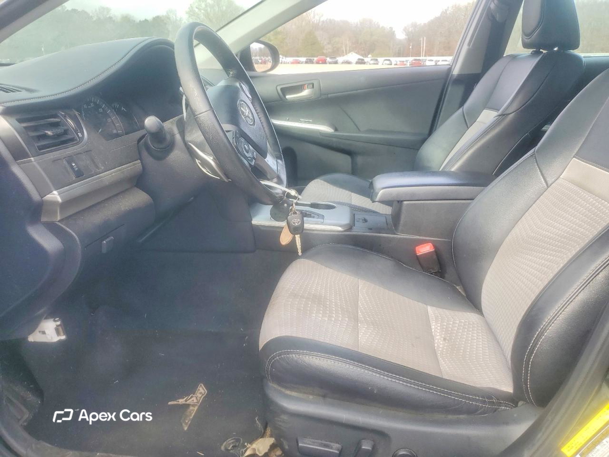Toyota Camry 2012
