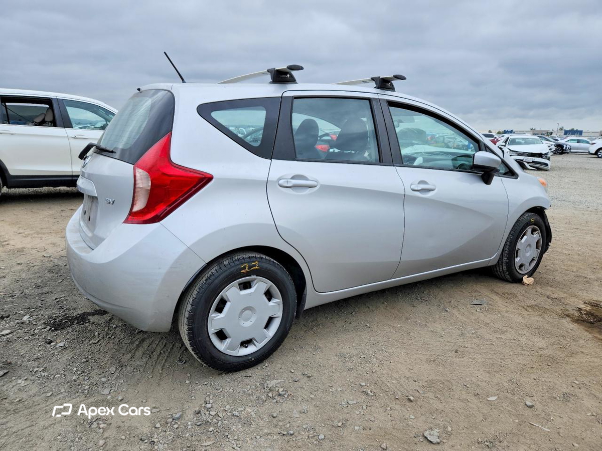 Nissan Versa 2016