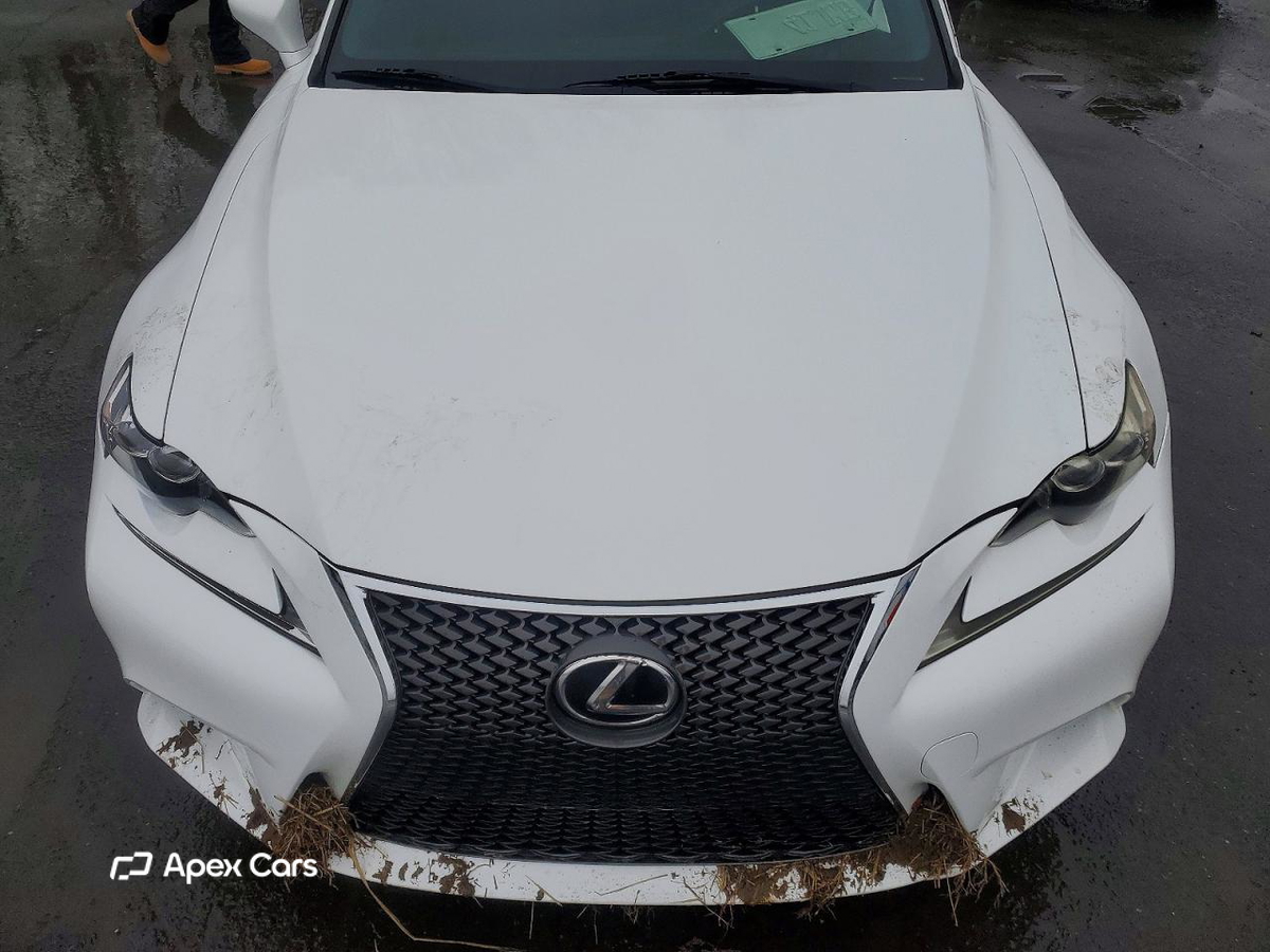 Lexus IS 2015