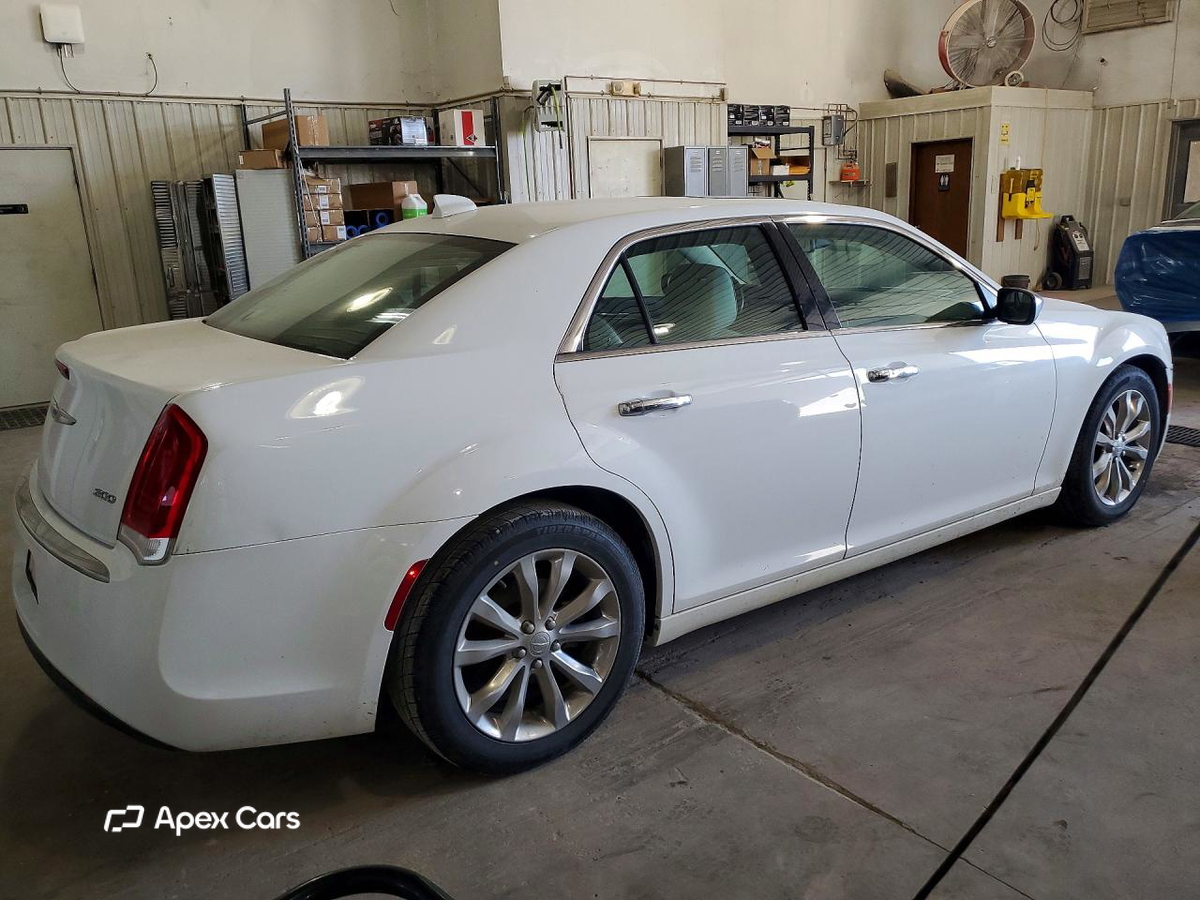 Chrysler 300 2018