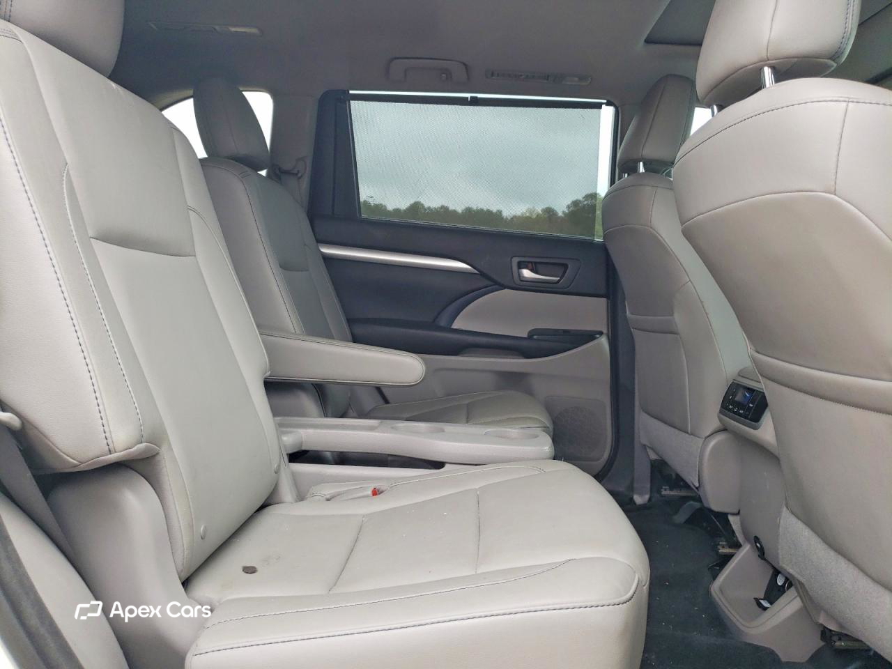Toyota Highlander 2016