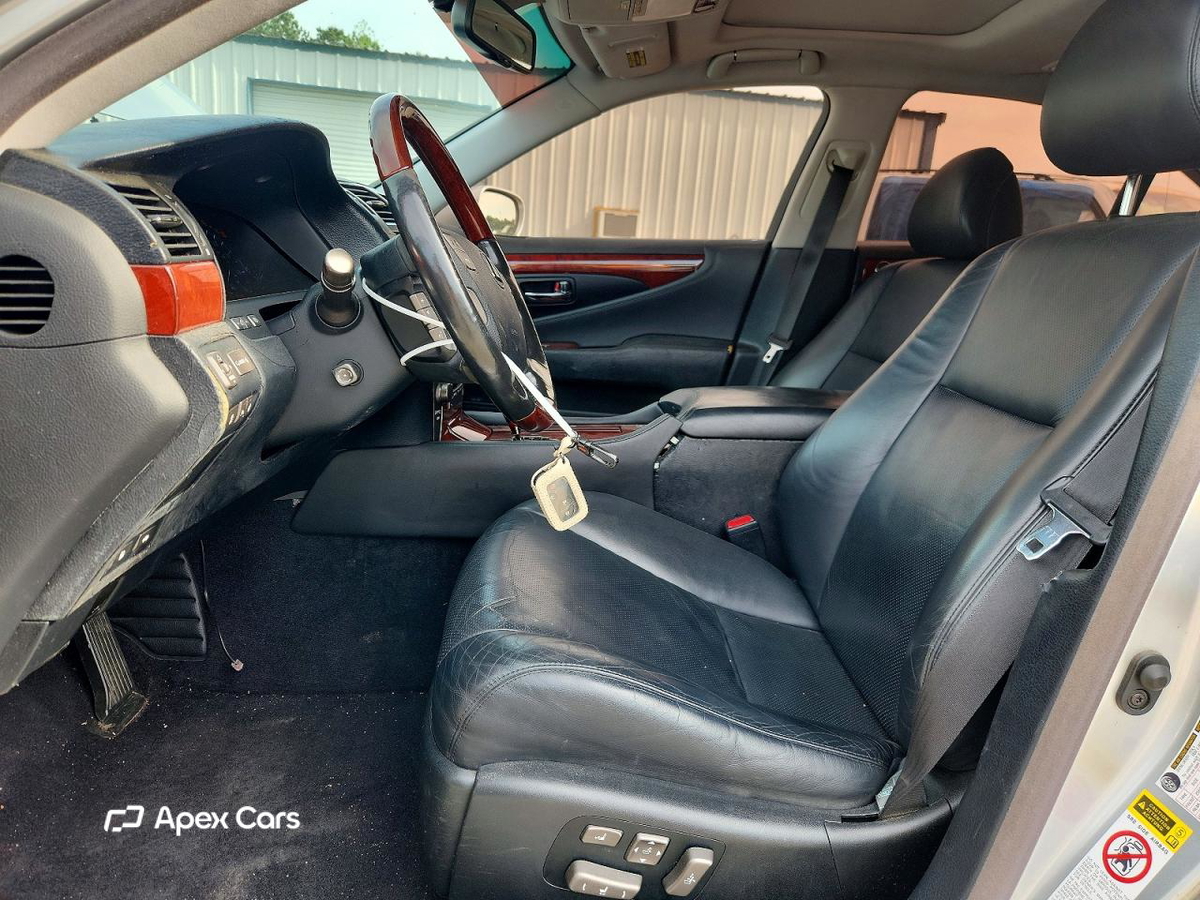 Lexus LS 2008