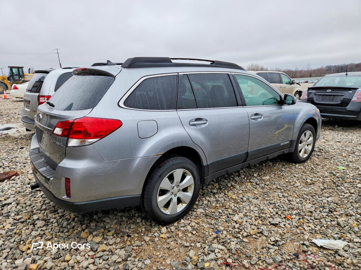 Subaru Outback 2011
