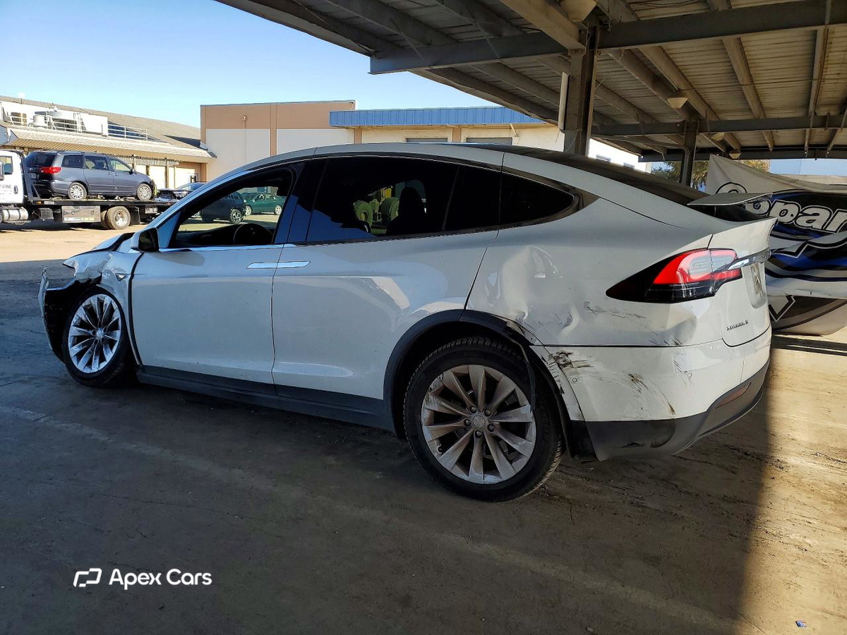 Tesla Model X 2016