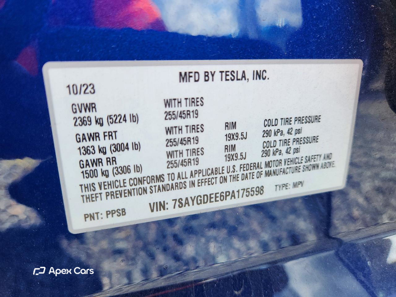 Tesla Model Y 2023