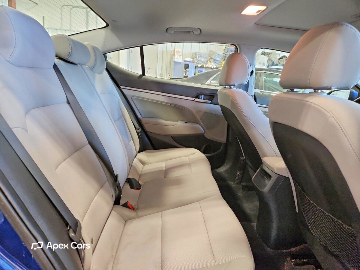Hyundai Elantra 2018
