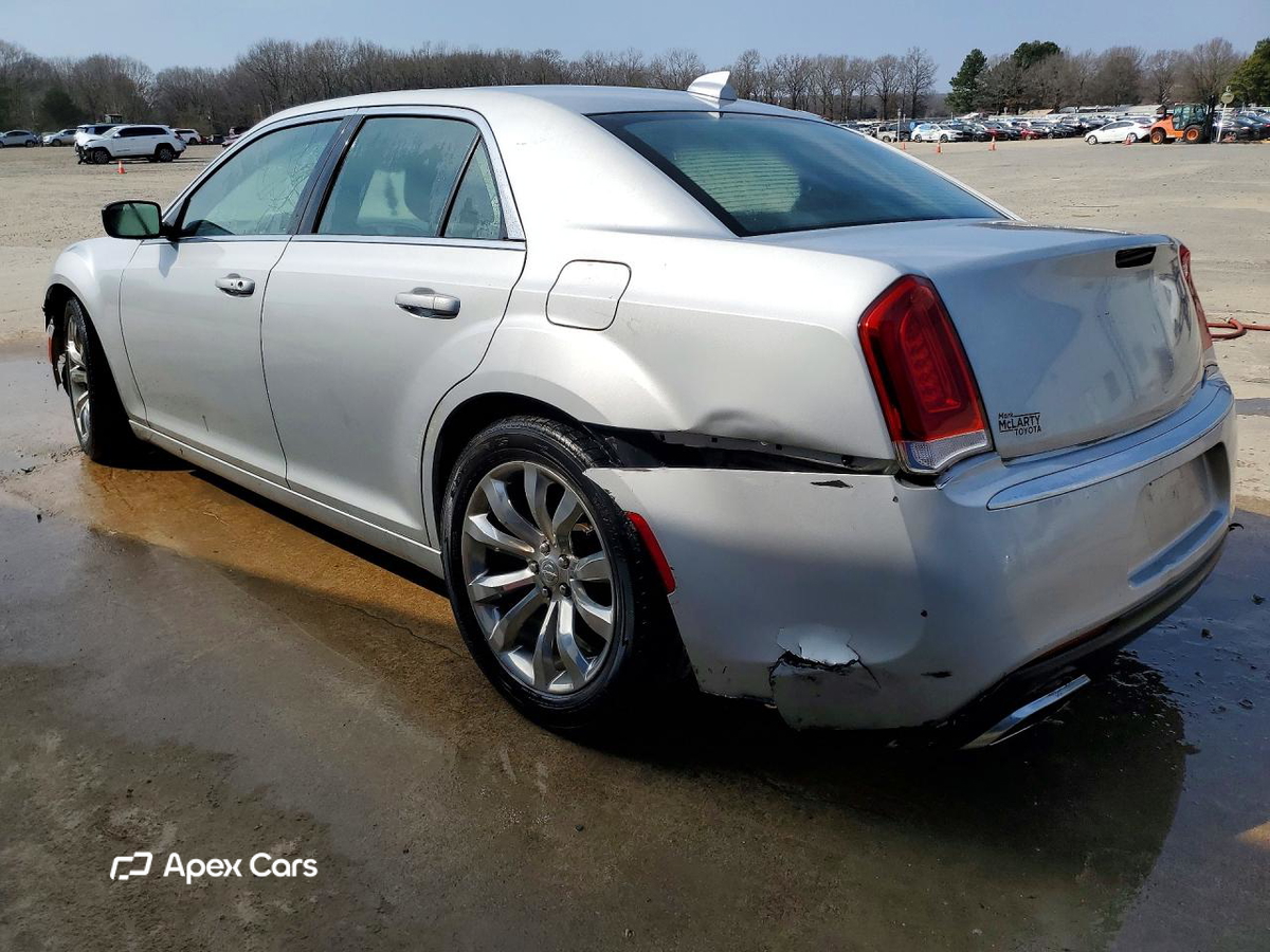 Chrysler 300 2019