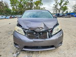 Toyota Sienna 2011