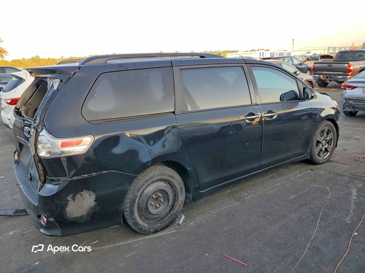Toyota Sienna 2017
