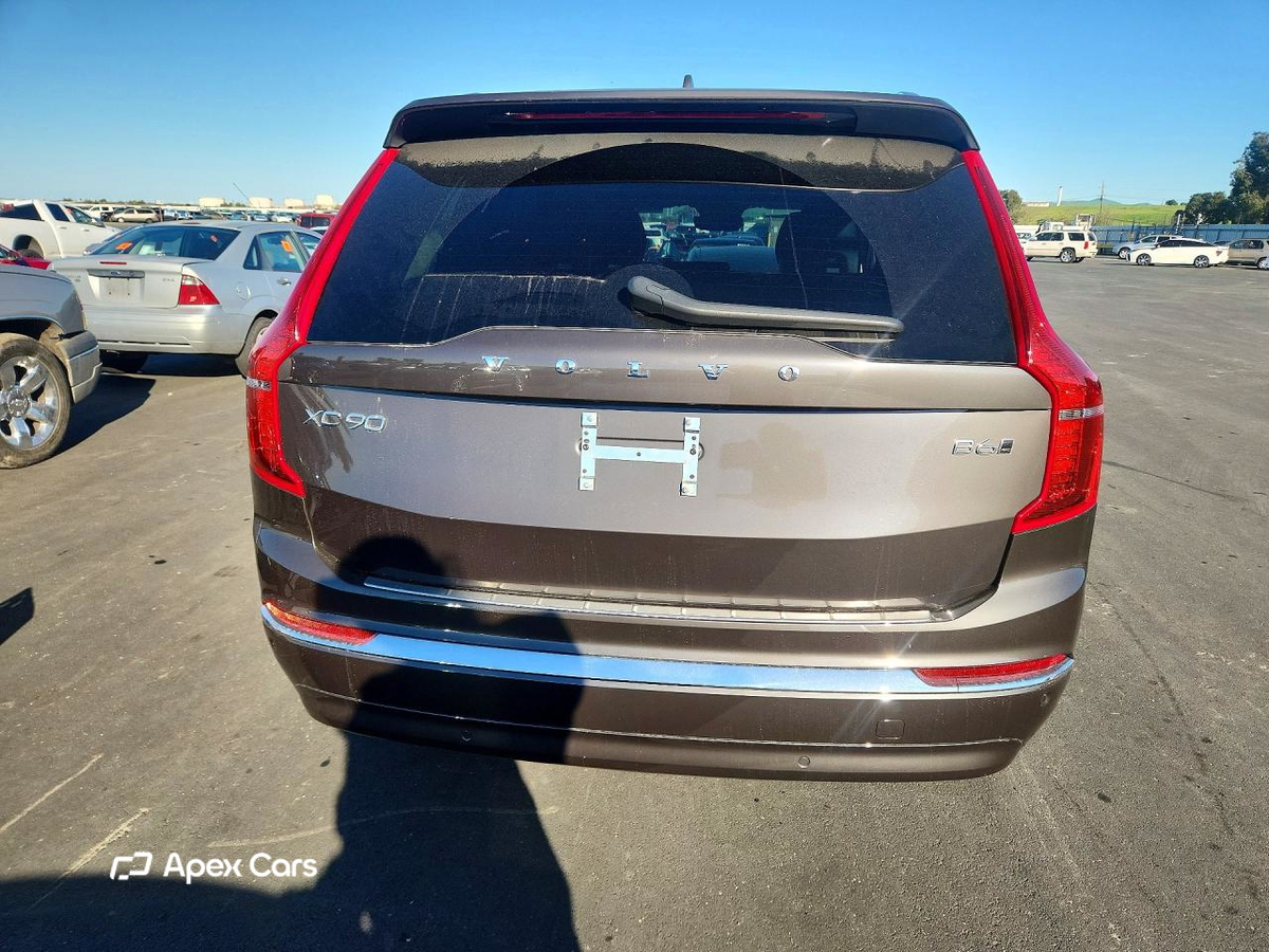 Volvo XC90 2025