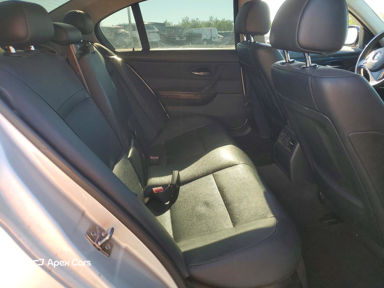BMW Series 3 2010