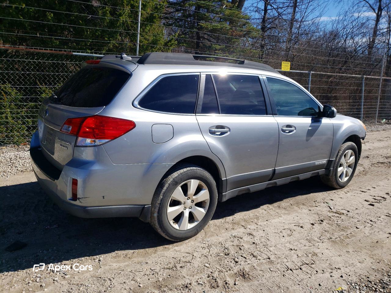 Subaru Outback 2011