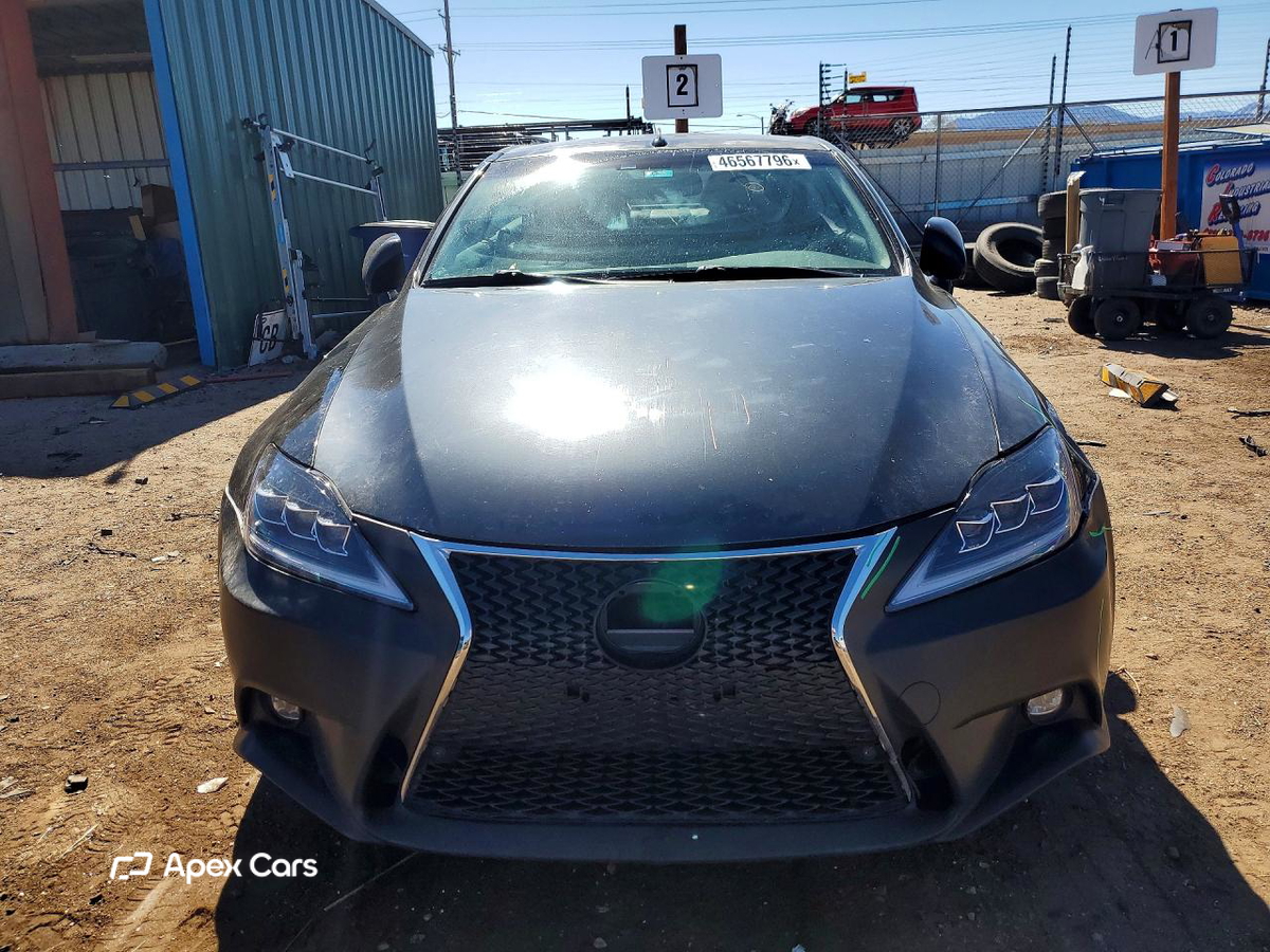 Lexus IS 2013