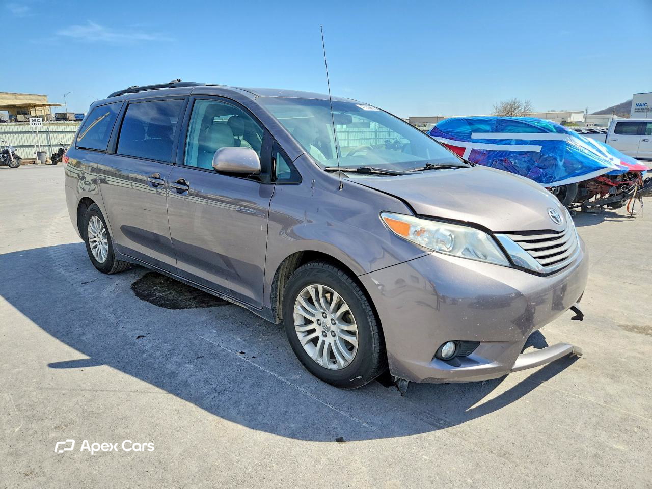 Toyota Sienna 2012