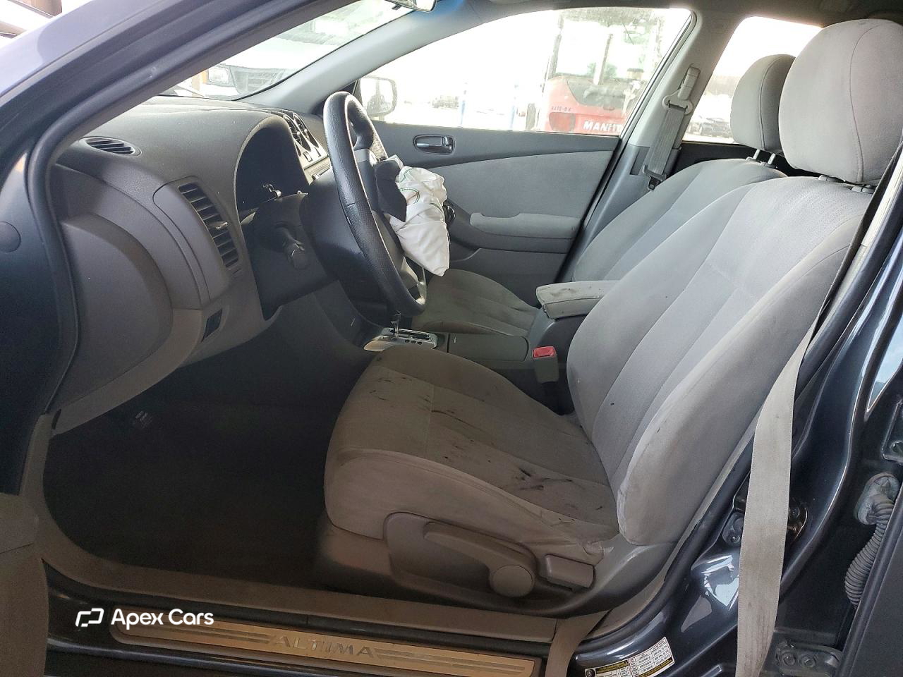Nissan Altima 2010