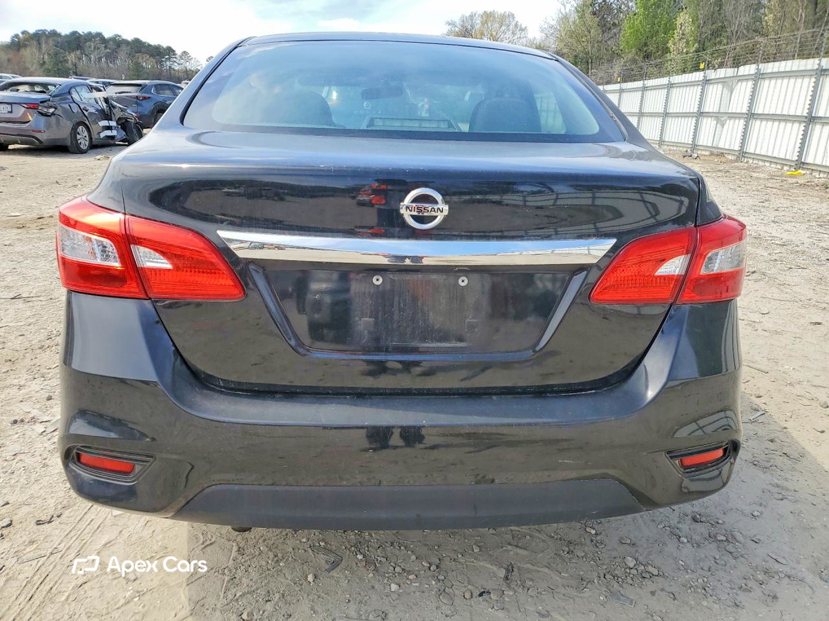 Nissan Sentra 2018