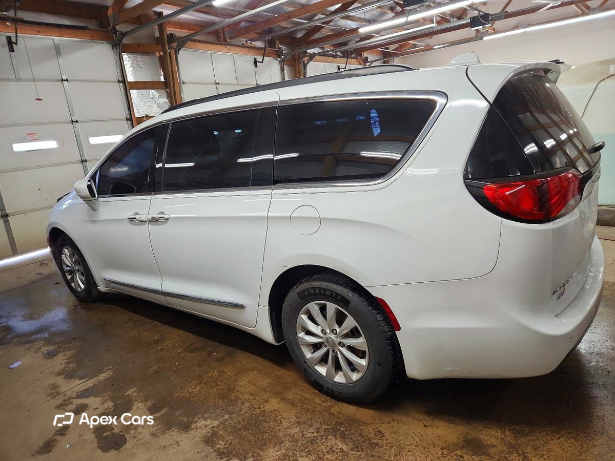 Chrysler Pacifica 2017