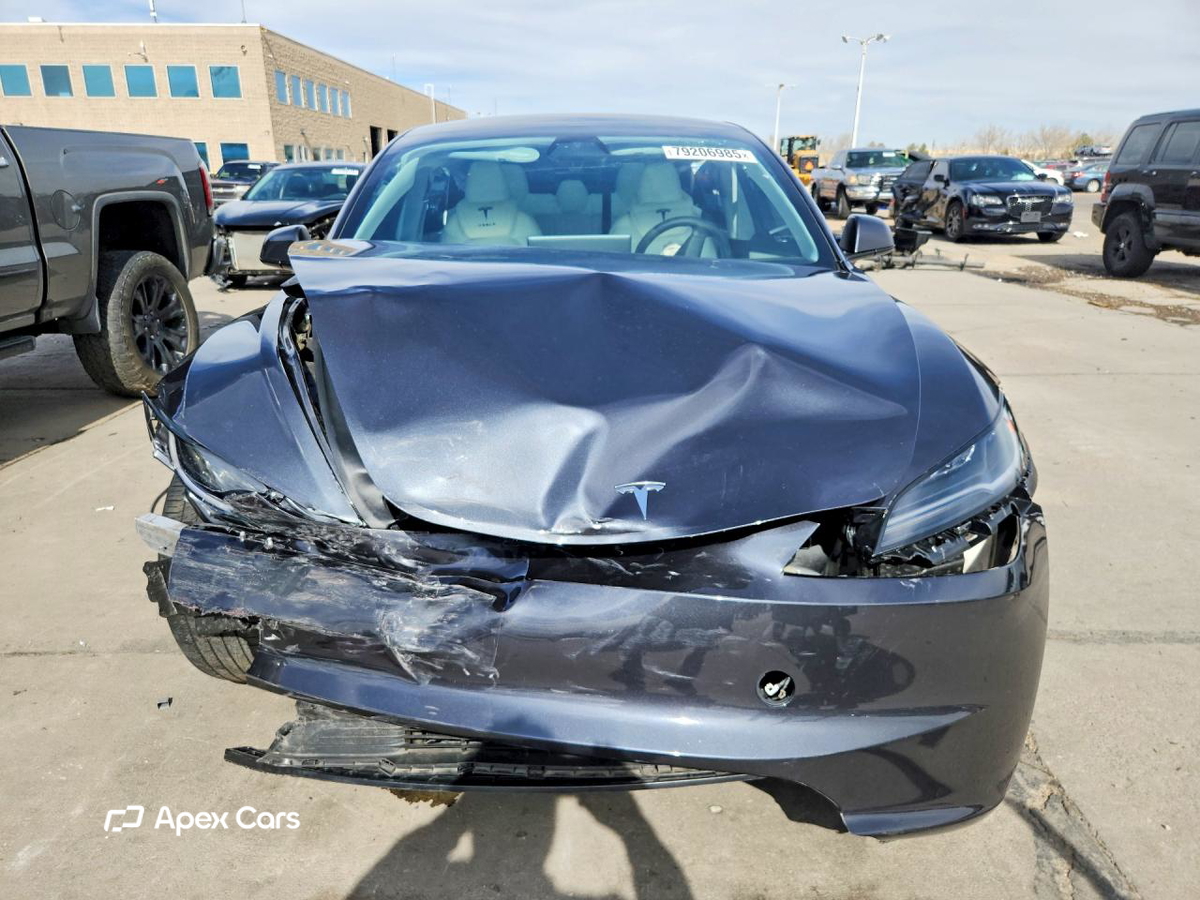 Tesla Model 3 2025