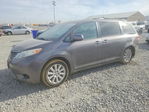 Toyota Sienna 2011