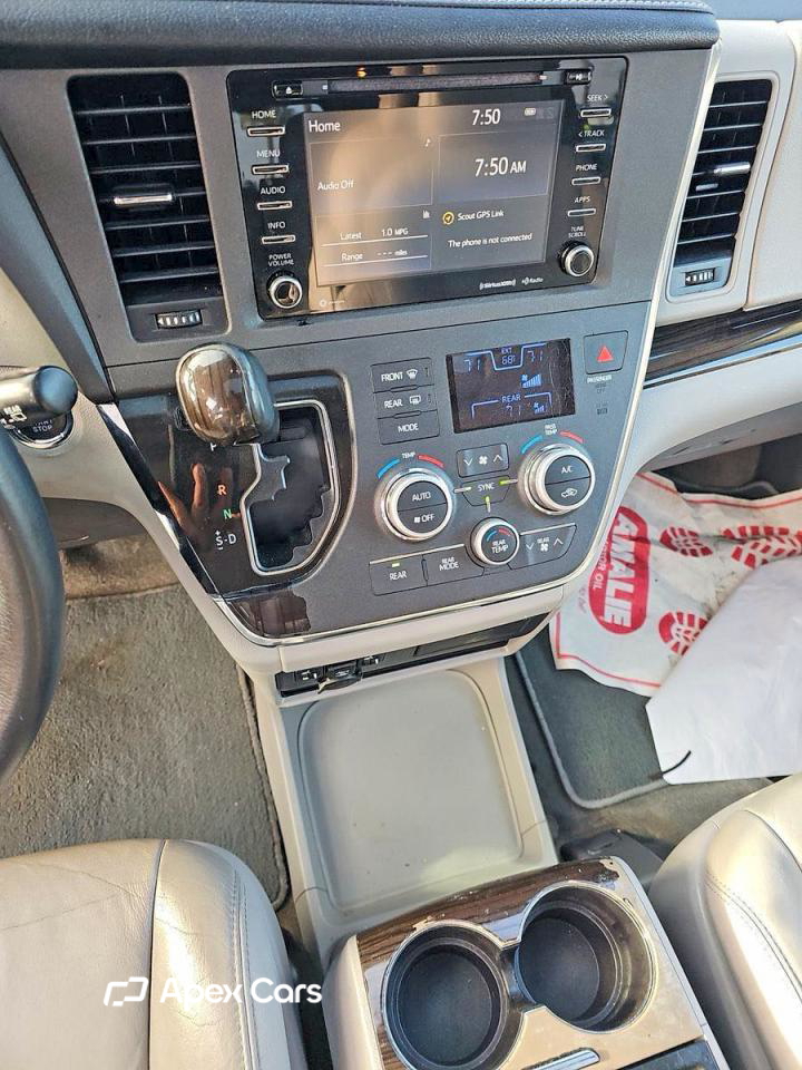 Toyota Sienna 2018