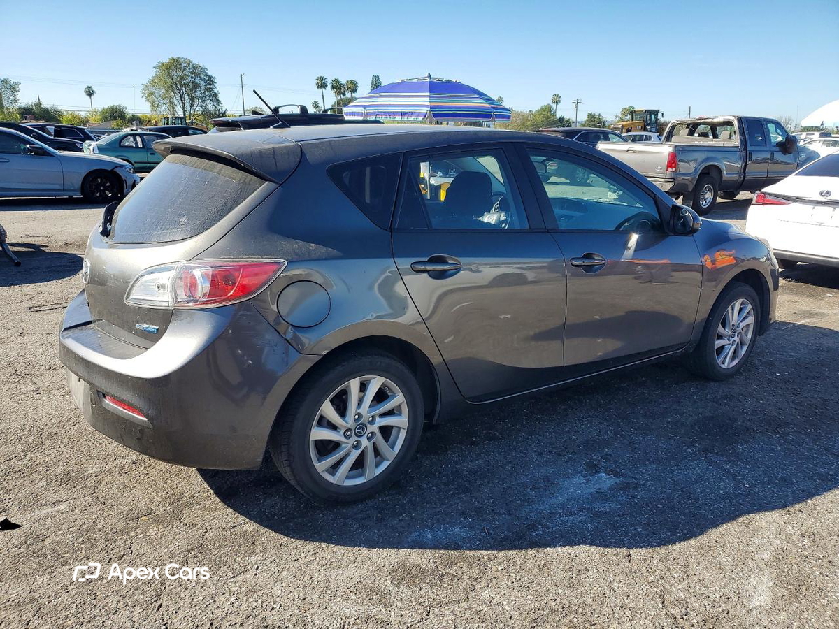 Mazda 3 2013