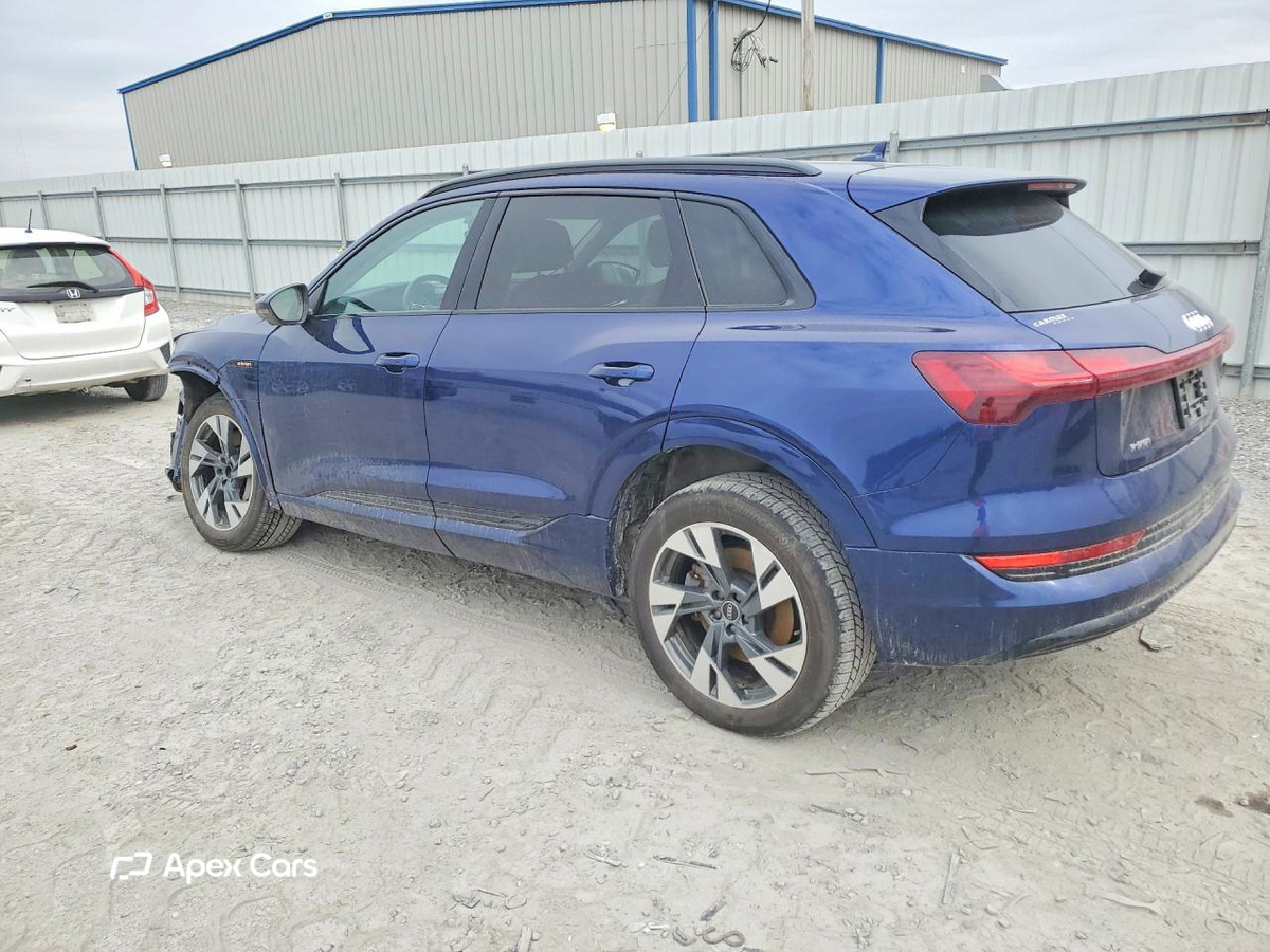Audi e-tron 2022