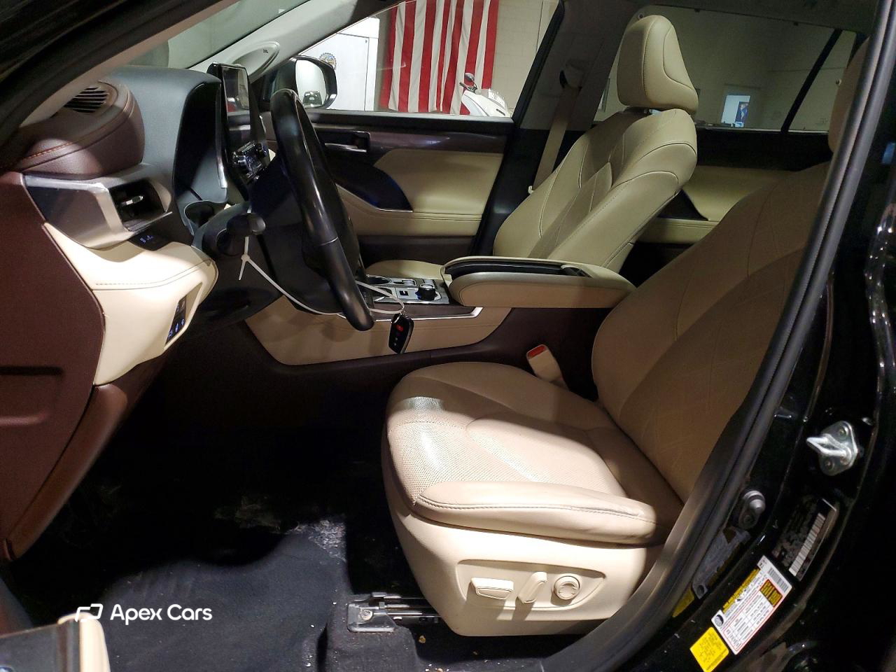 Toyota Highlander 2021