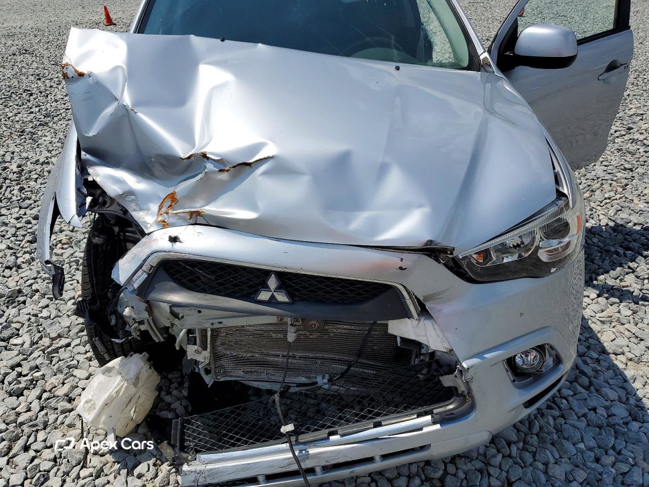 Mitsubishi Outlander 2012