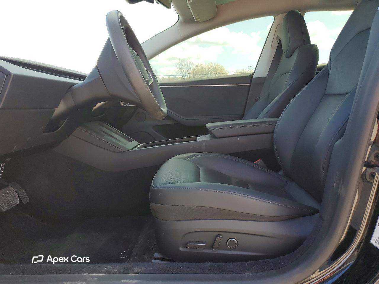 Tesla Model 3 2025