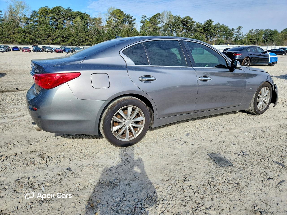 Infiniti Q50 2015