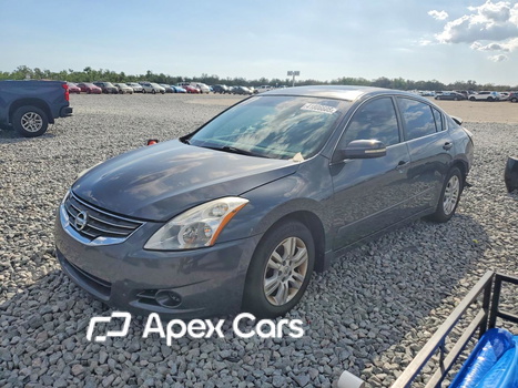 Nissan Altima 2010 - Image 1 of 13
